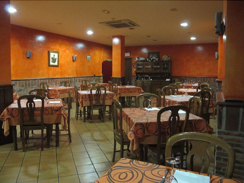 Hotel Rural Hojaranzos Техеда-де-Тьетар Экстерьер фото