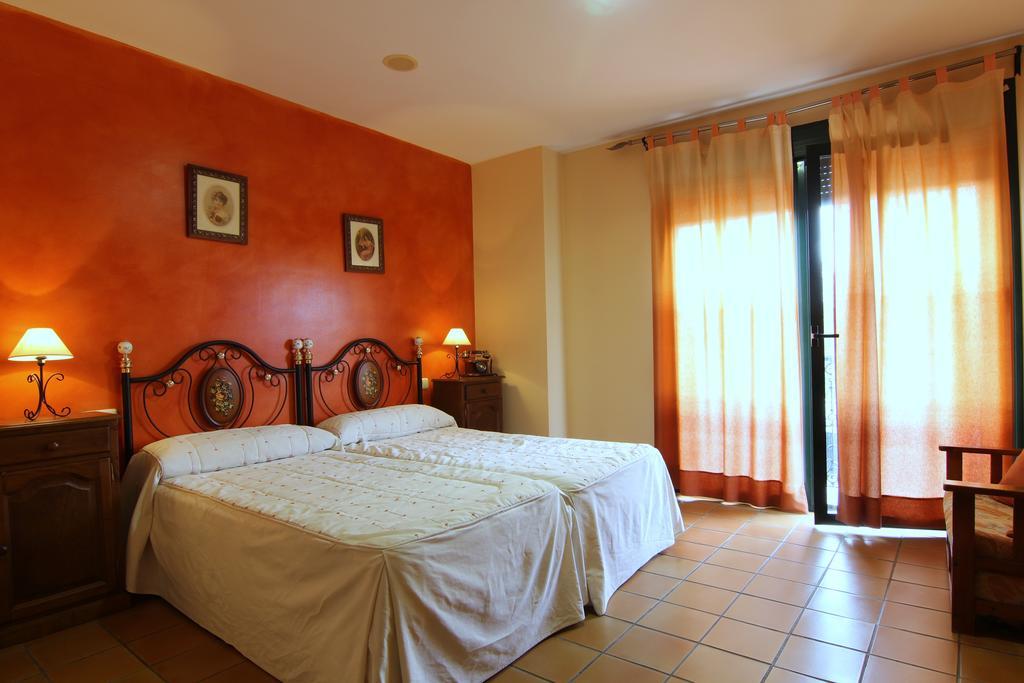Hotel Rural Hojaranzos Техеда-де-Тьетар Экстерьер фото